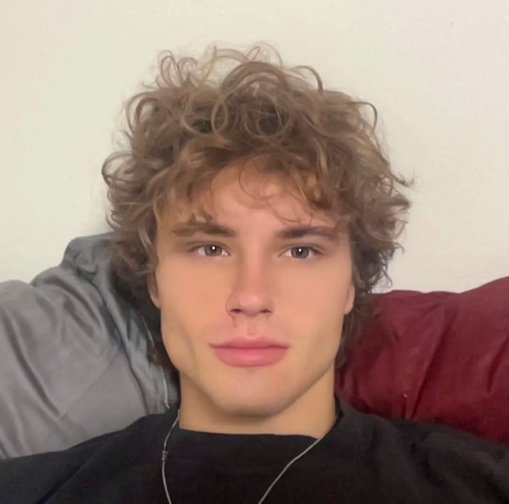 Vice President — Maxim Towers